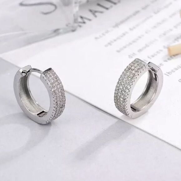 #32 Sterling Silver Micro Pave Chunky Small Hoops - Picture 4 of 6